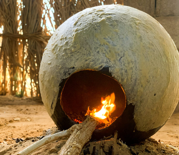 أكلة الفتات في مدينة غات